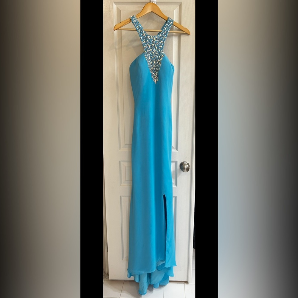 Blue V-Neck Sleeveless Prom Gown